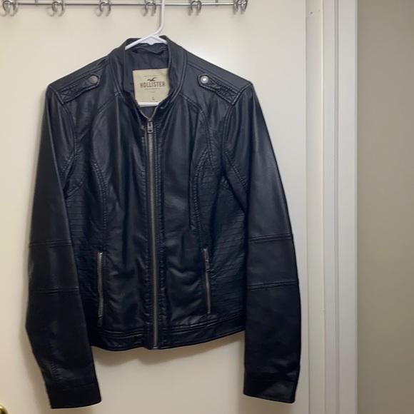Hollister Black Leather Jacket Women Size Large - Picture 1 of 3